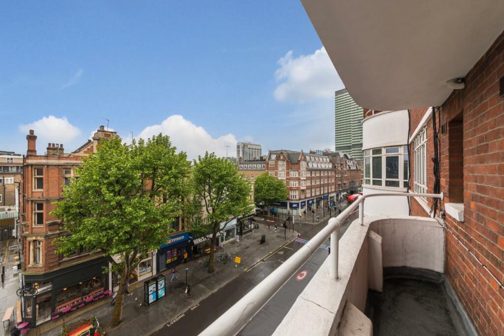 BALCONY 1.jpg