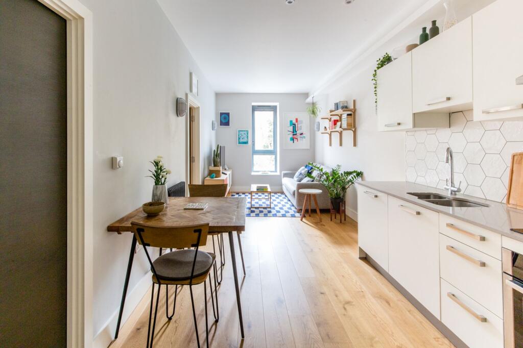 Open Plan Reception Room