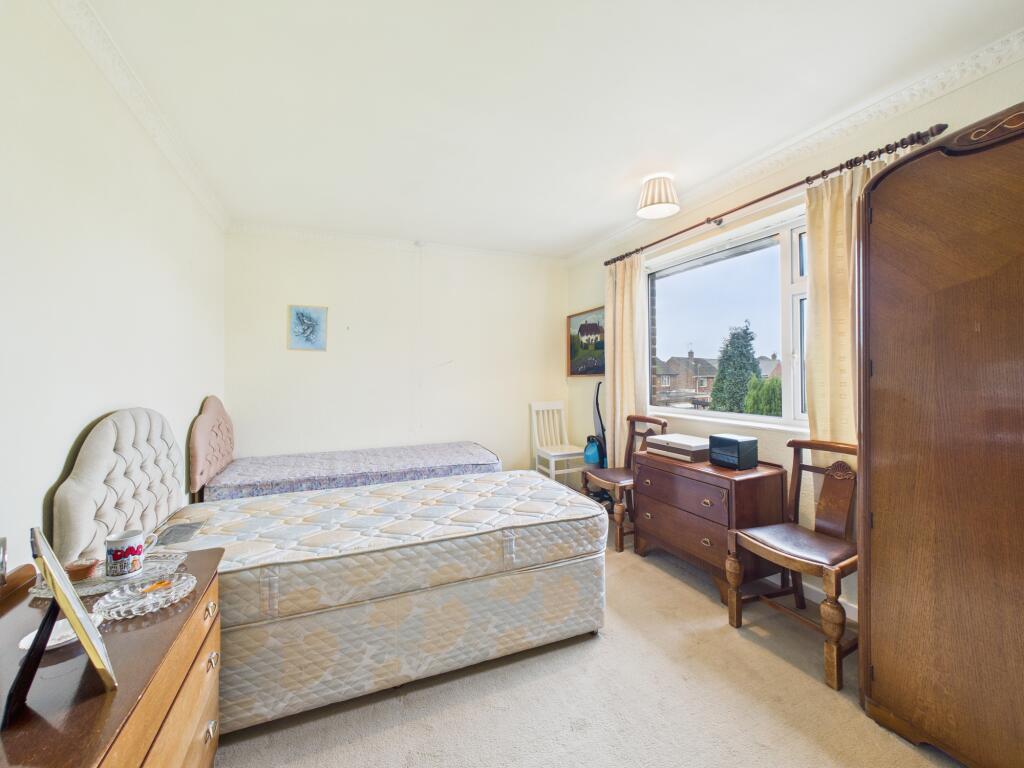 CAM04825G0-PR0239-STILL007