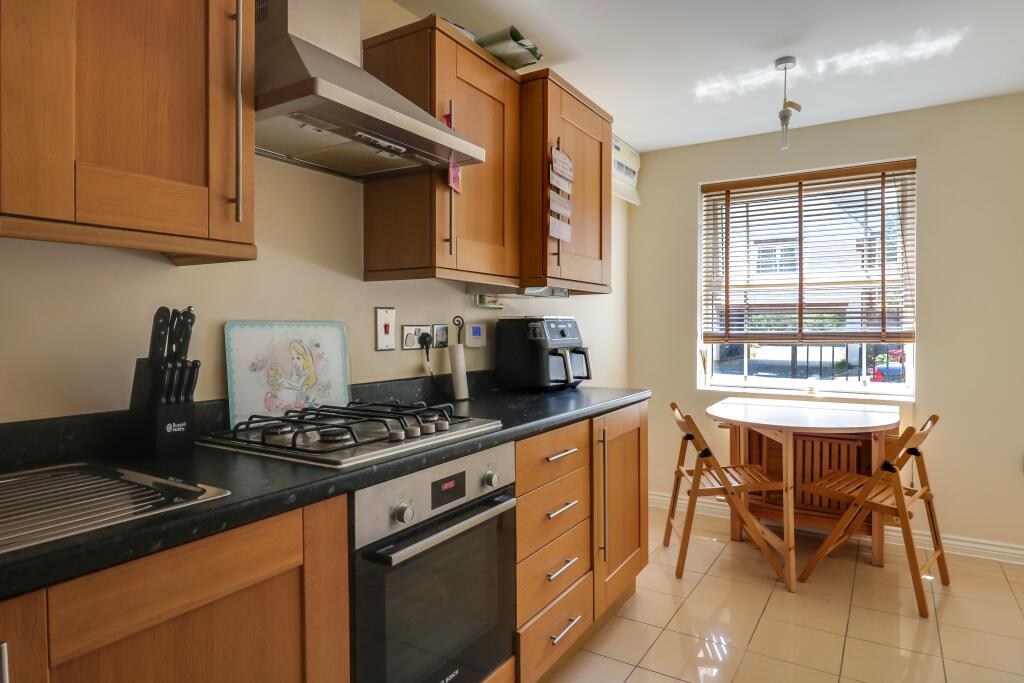 modern kitchen/breakfast