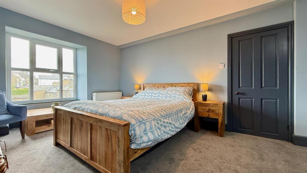bed 1