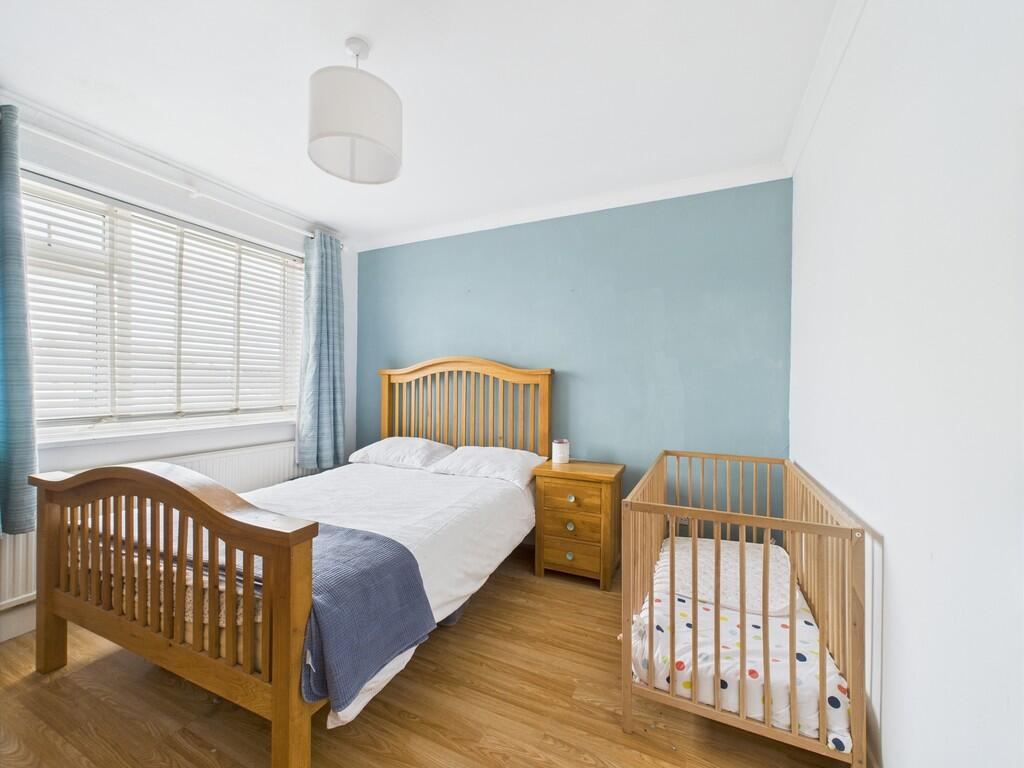 CAM02089G0-PR0546...