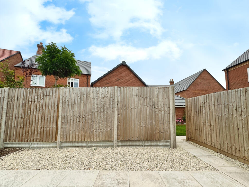 121 Excelsior Way, Sileby, Loughborough, LE12 7XE