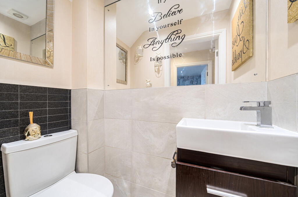 1347380-10-68bab2...