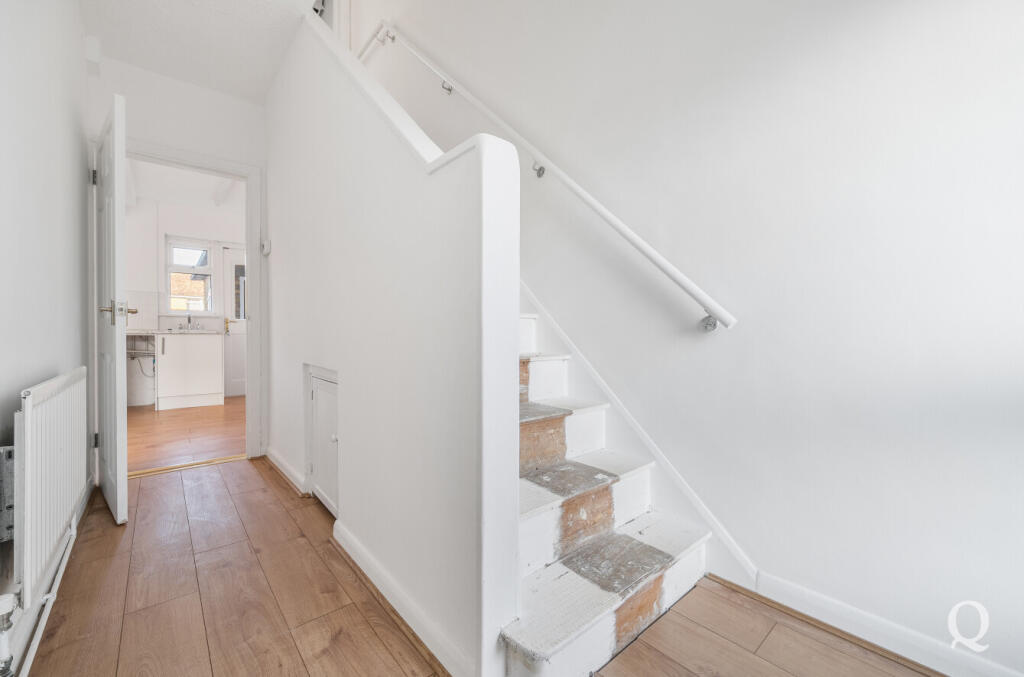 8e557718-29dc-459...