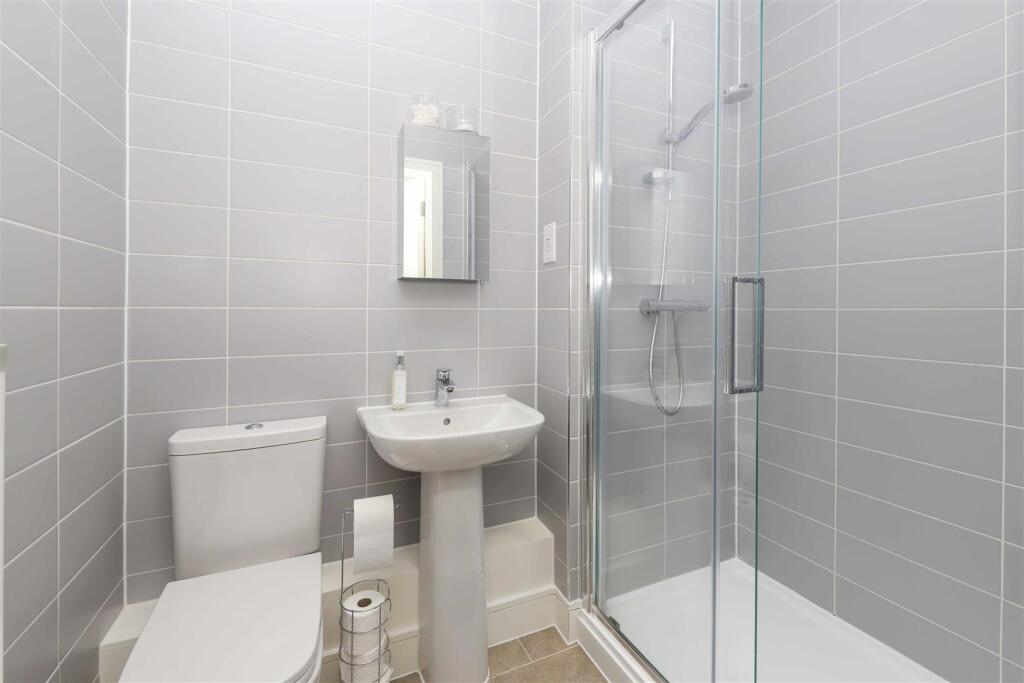 En suite.jpg