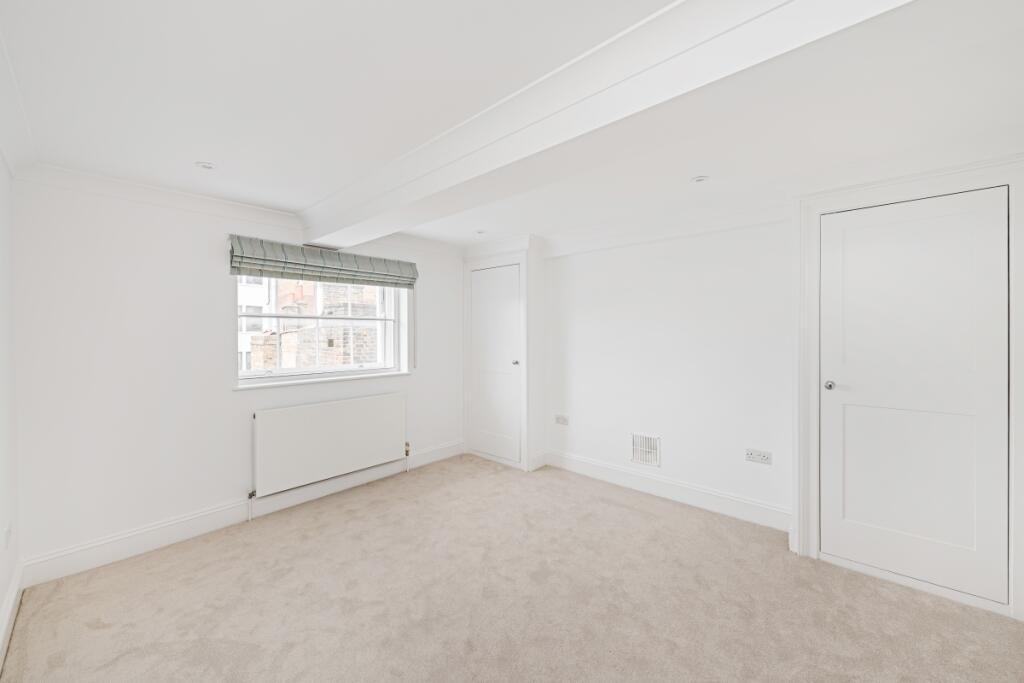 33 Conway Street ...