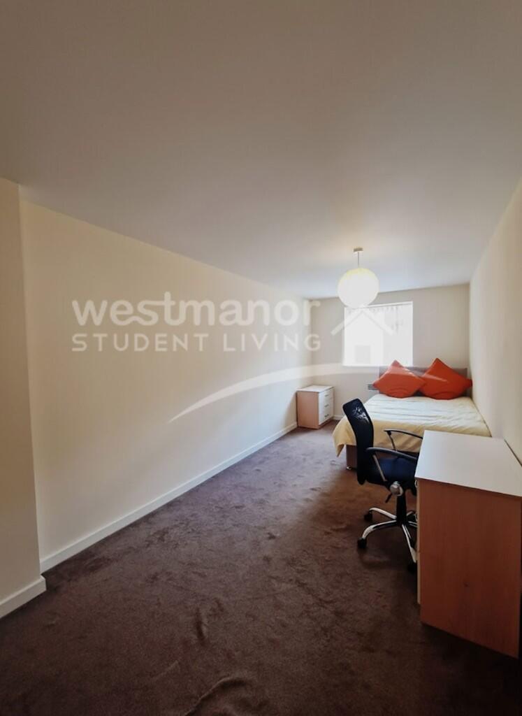 FLAT 17 ROOM 3