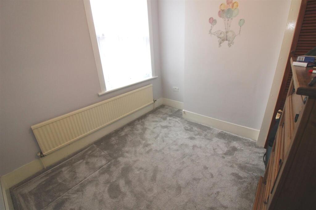 bed 2.JPG