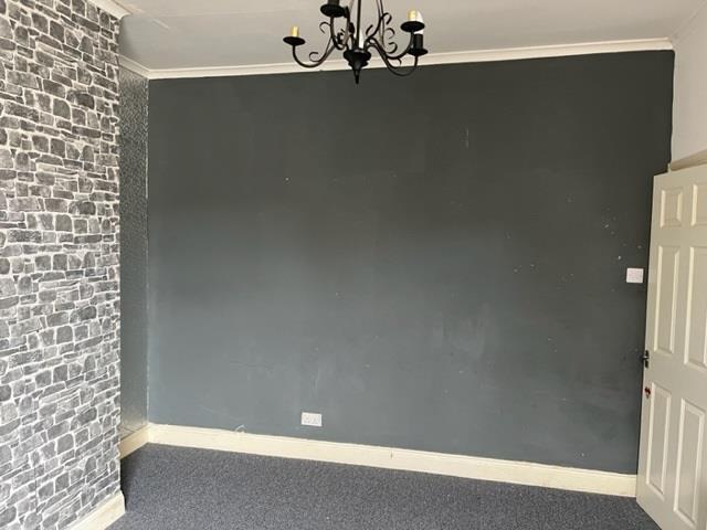 Livingroom2.jpg
