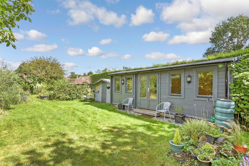 External Lifestyle Photograph