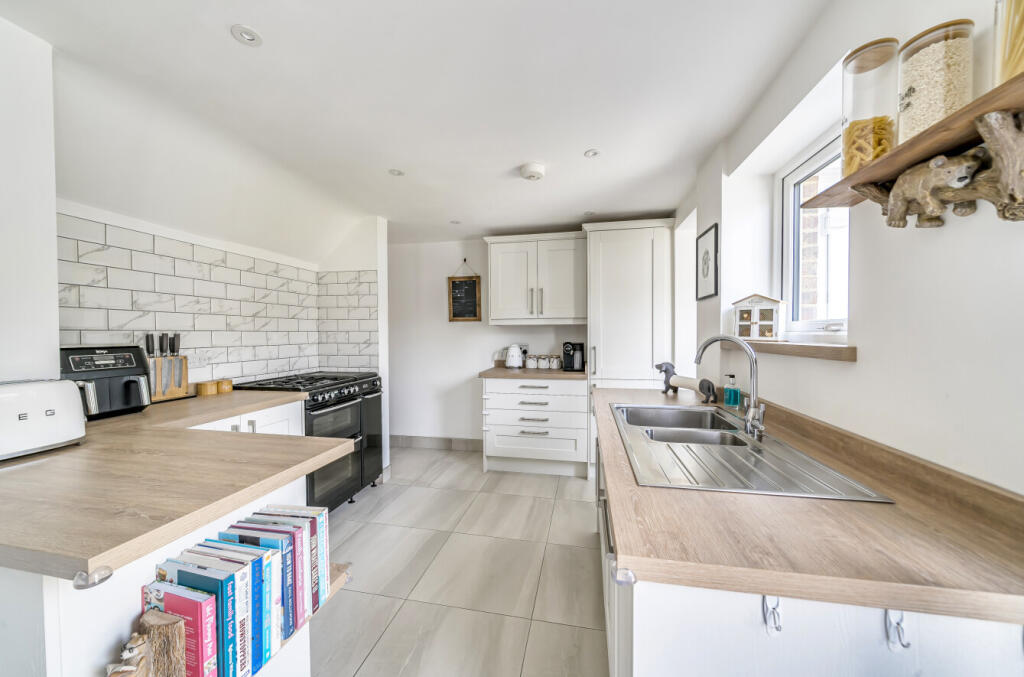 1345542-8-68aef10...