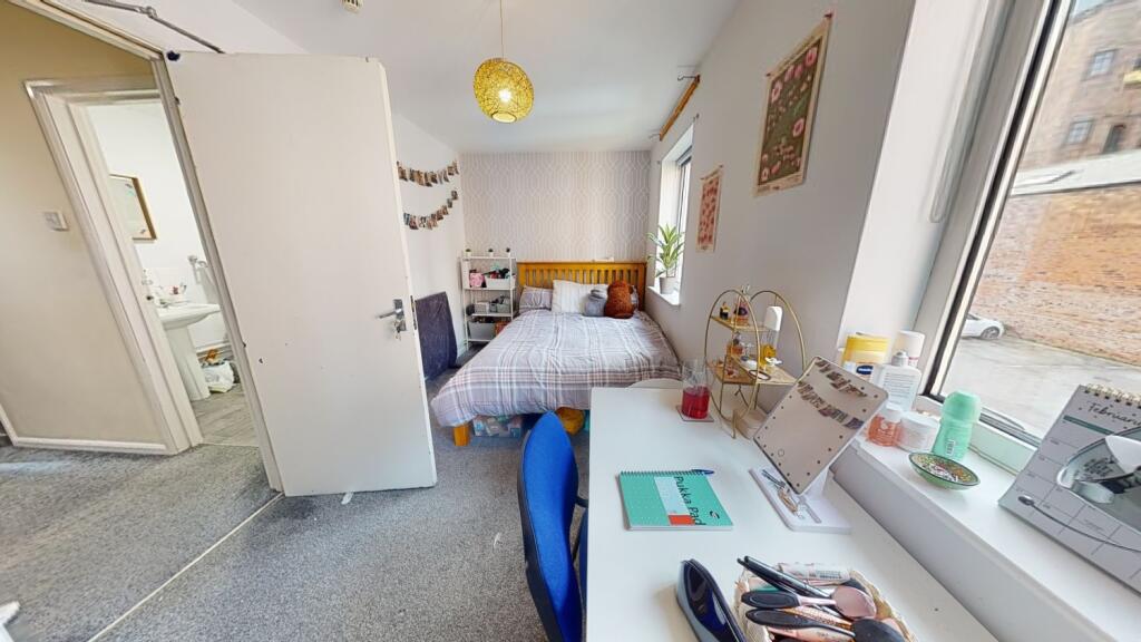 39-Raleigh-Street-02272023_170702