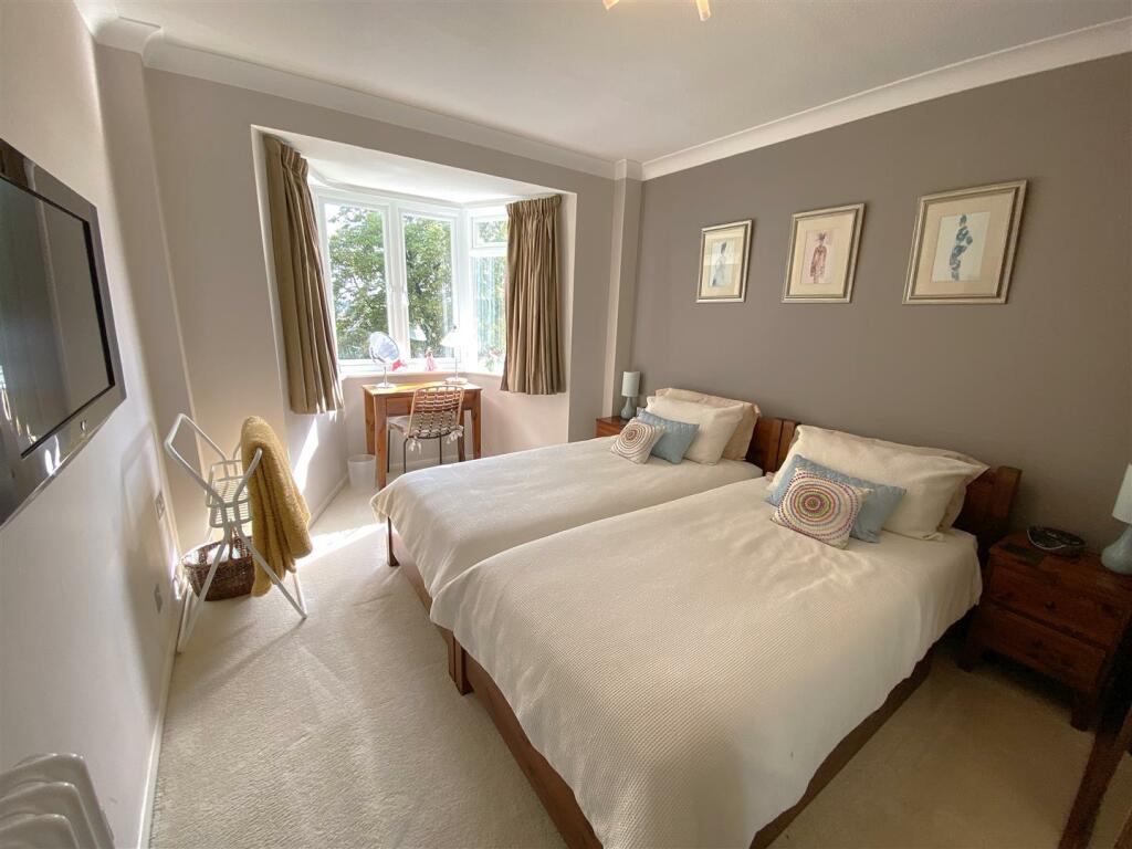 Bedroom 2.jpg