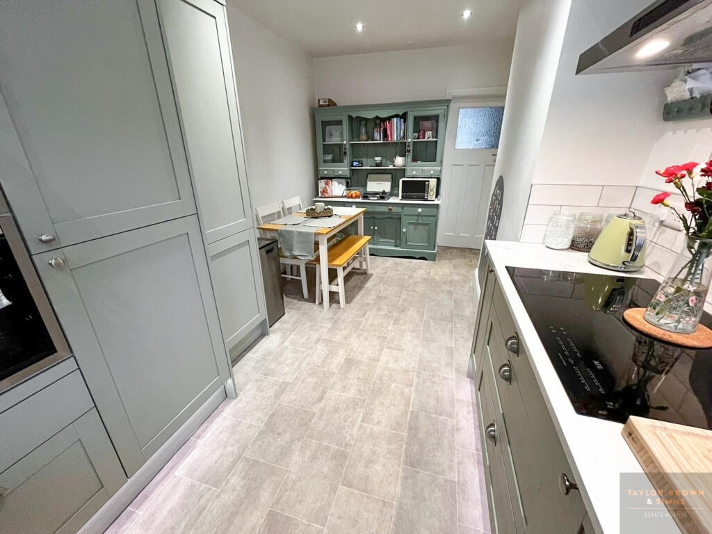 kitchen add