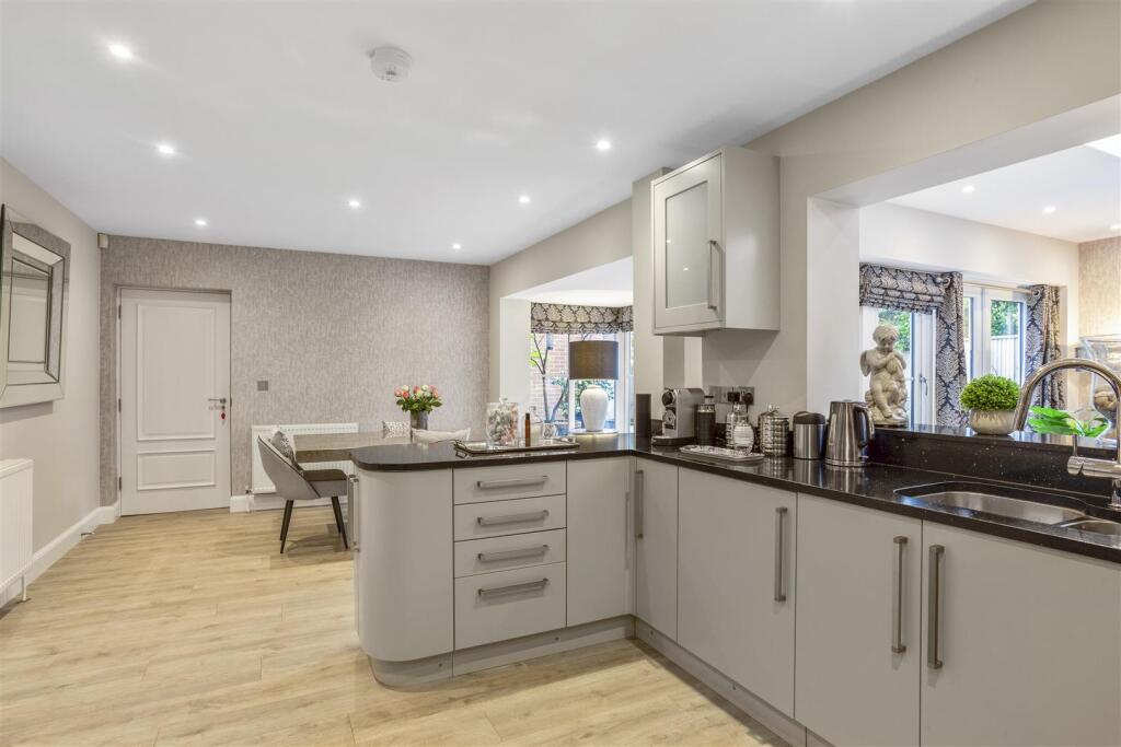 18 Baillie Park 316112 08.jpg