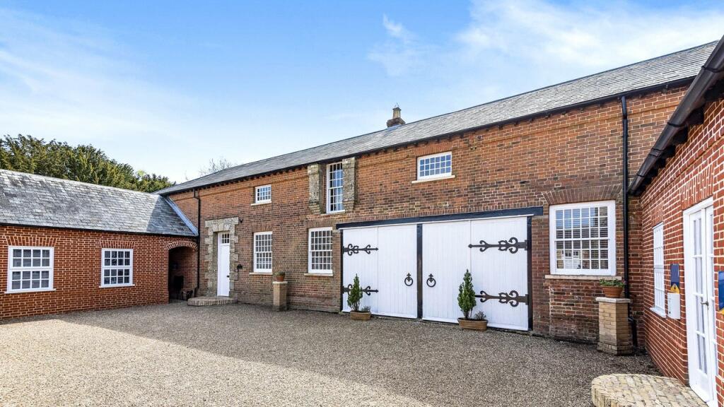 Coach House