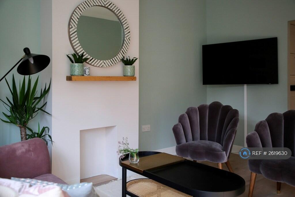 Living Room To Kitchen