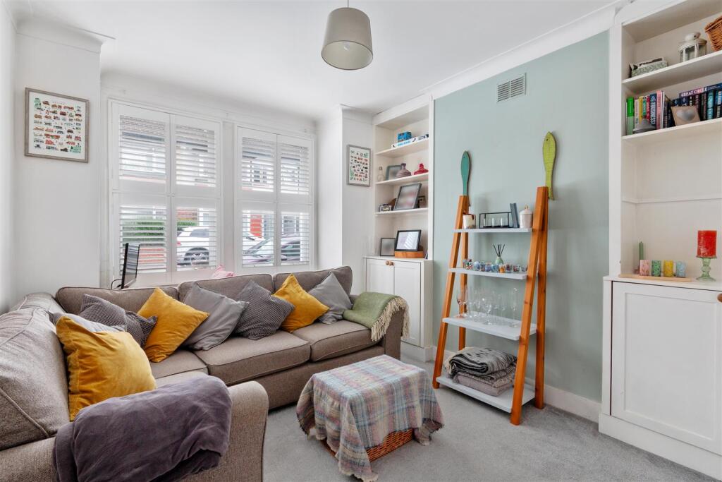 Totterdown Street 180 PH2 - Copy.jpg