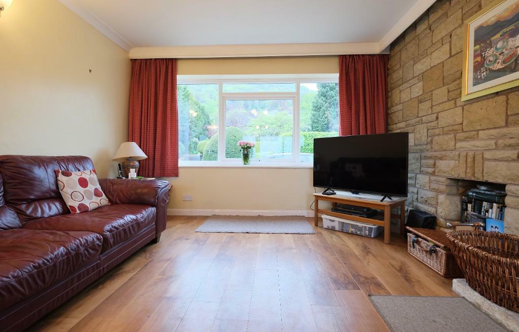 Sitting room &amp; wonderful views