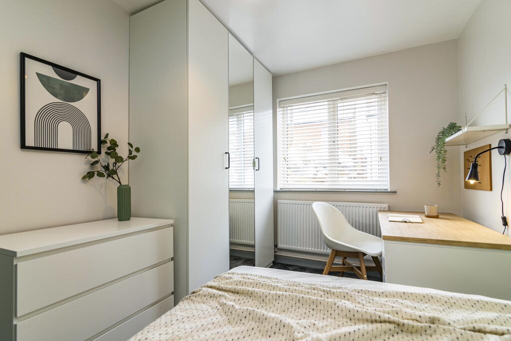 Bedroom 6