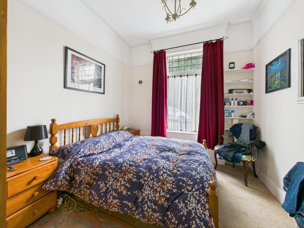 CAM03974G0-PR0163...