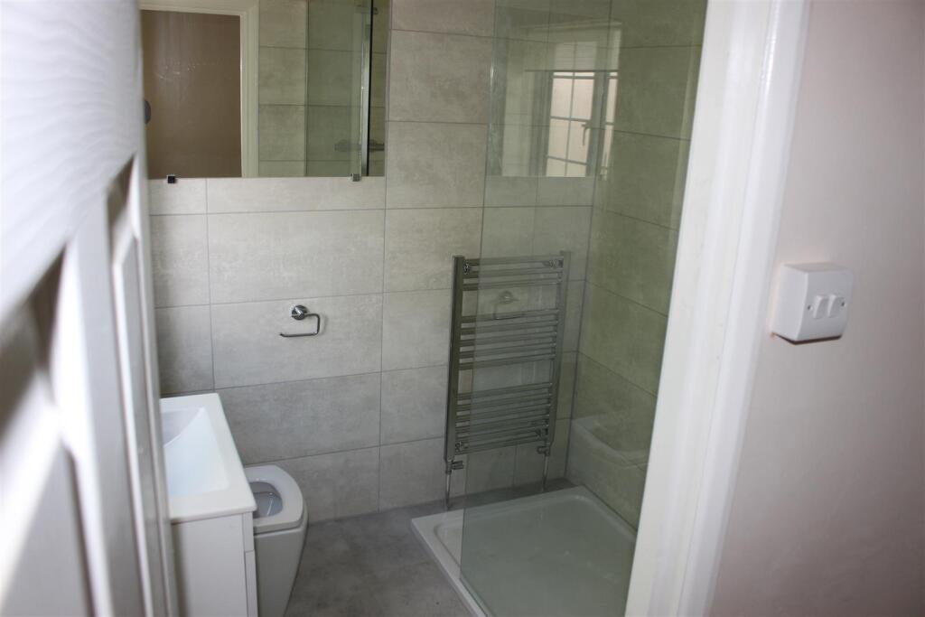 Ensuite Shower Room