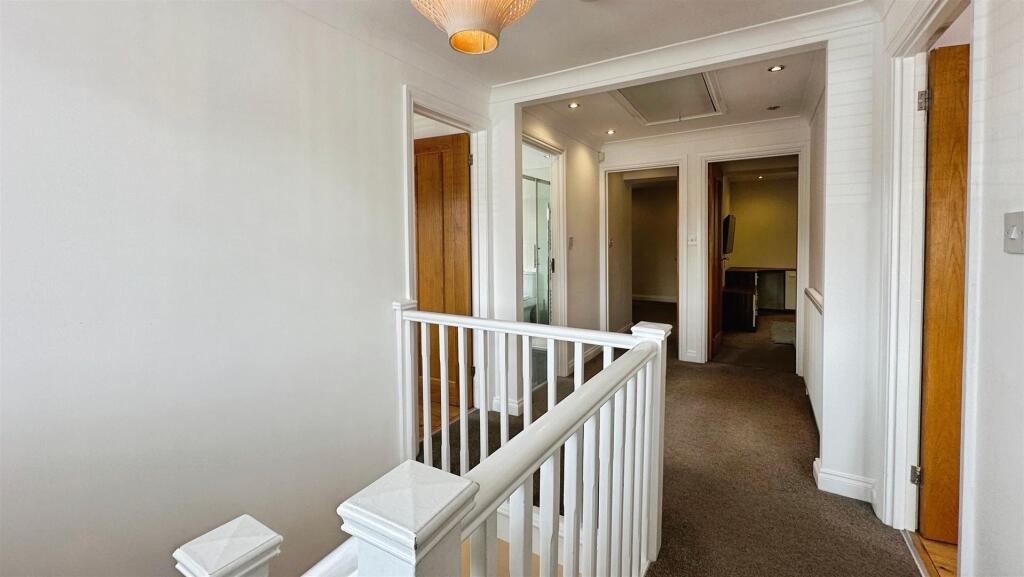 65918c99--4D62-BA39-7ACA511DDFDD-66192-000015641ED