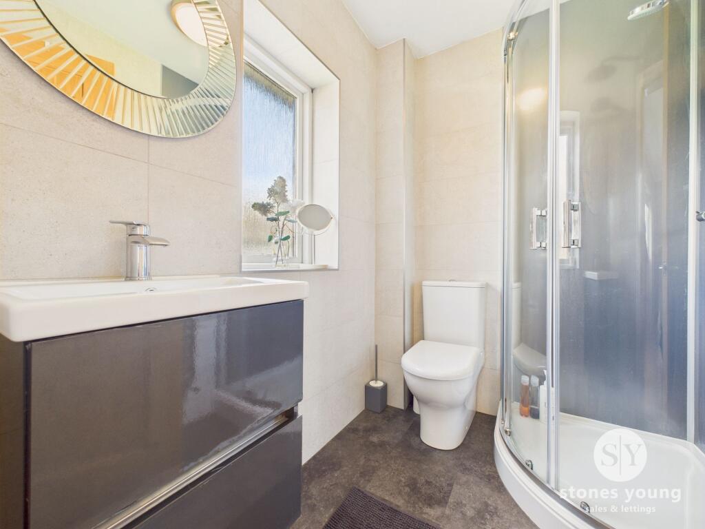 En suite Shower Room