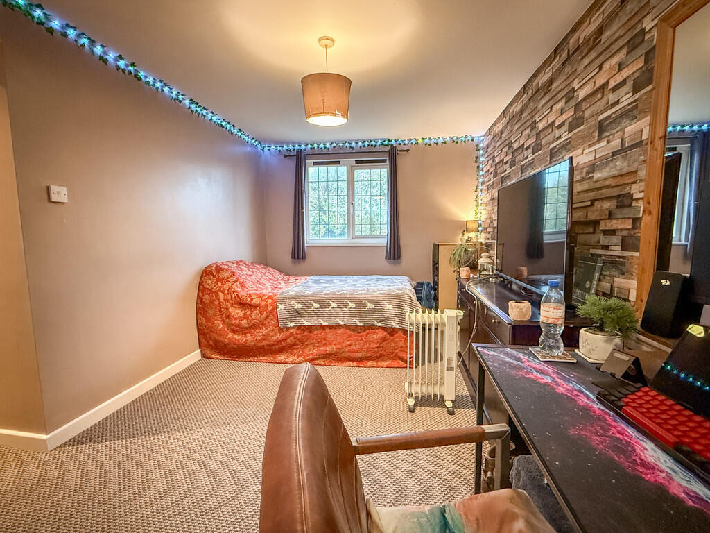 20251029_14304886...