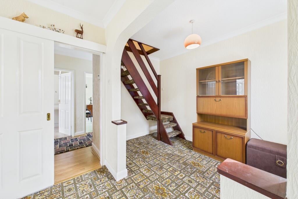 CAM03162G0-PR0223-STILL019