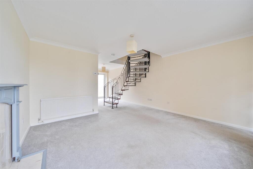 Elizabeth Close Reception..jpg