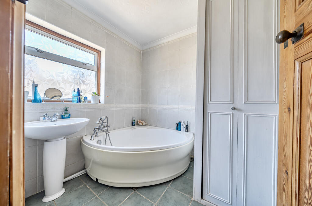 1314778-19-68628b...