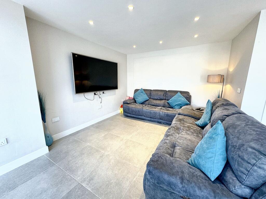 Kitchen-Dining-Family Room