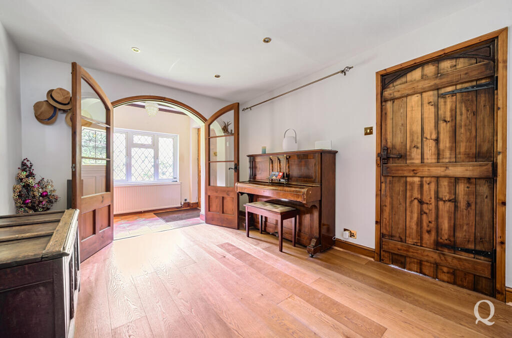 f9da9f4b-22b5-471...