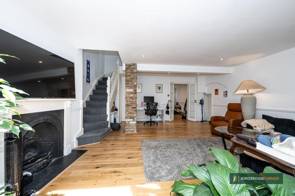 Living Room Two .jpg