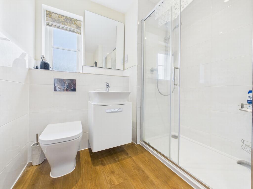 En Suite Shower
