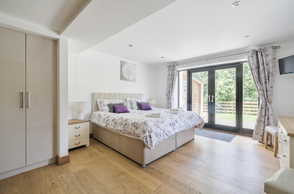 1316266-2-685ec0d...