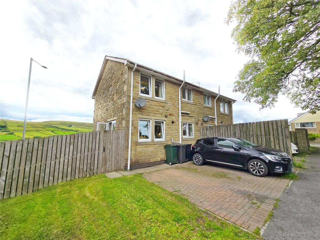 Garden &amp; Parking