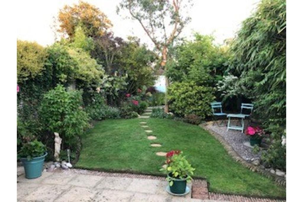 Cottage Garden