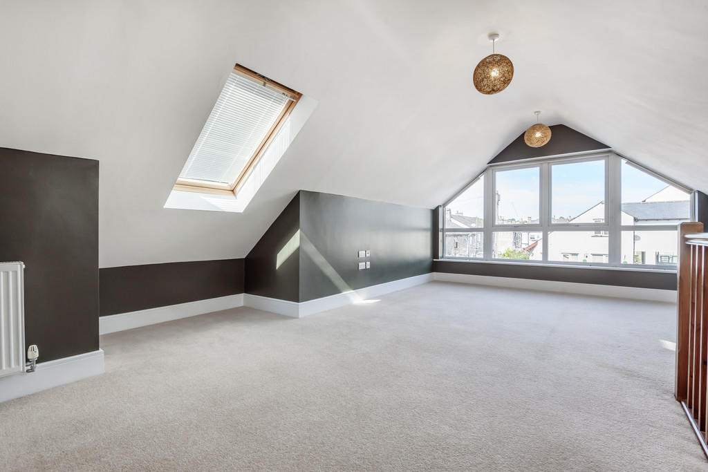Splendid Open Pla...