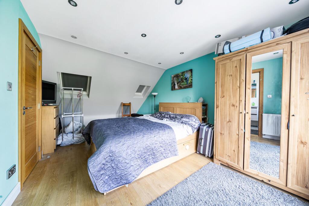 Davidson Frost-Wellings, DFW, Merlin Crescent, Edg