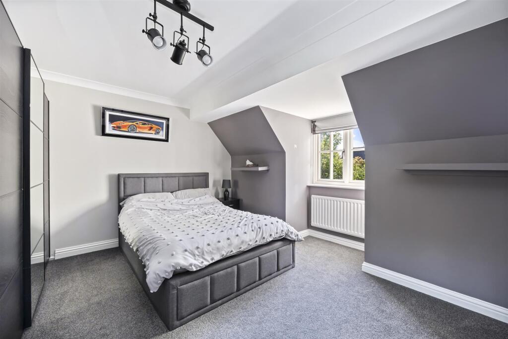 First Avenue 81 R Luff-015.JPG