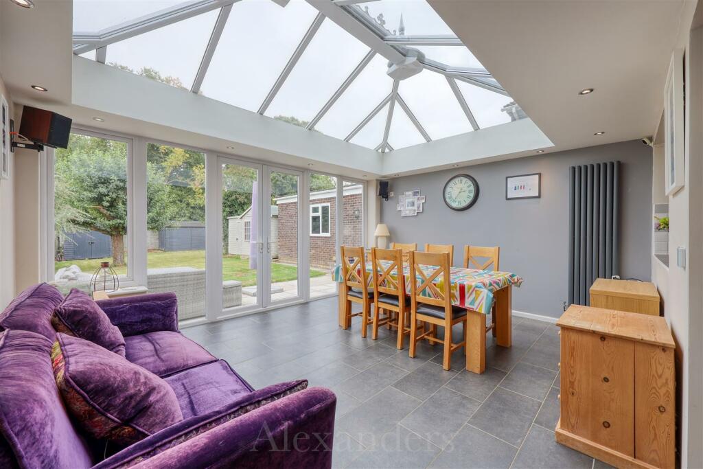 Dining/Family Room