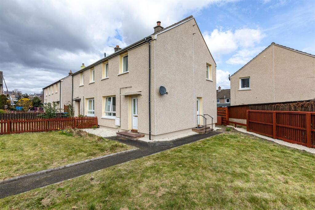 53 Weirgate Avenue St Boswells 07.JPG