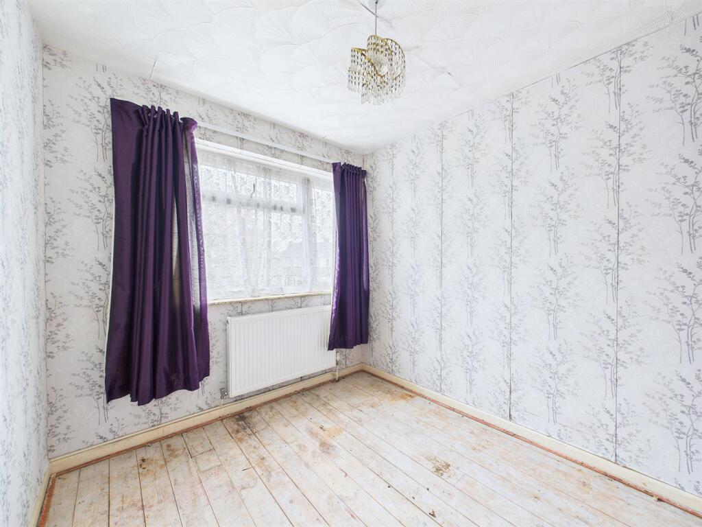 13 - 3-Bed Semi in Yate.jpg