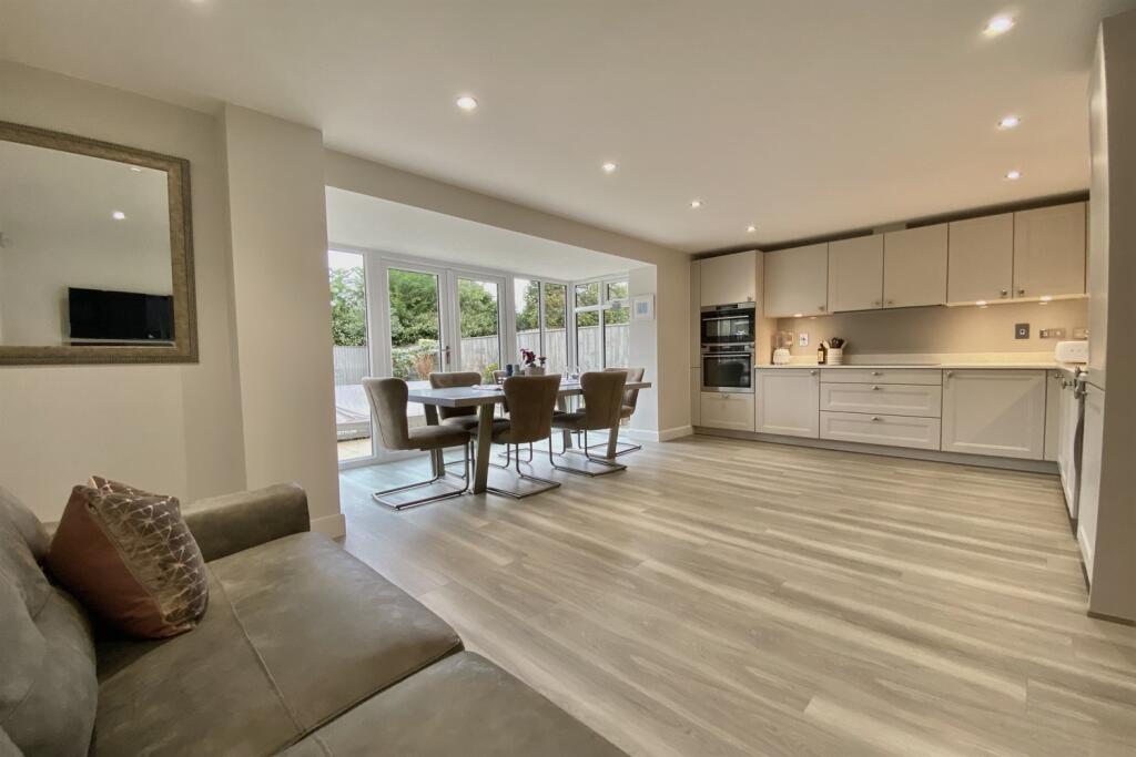 Living-Dining Kitche