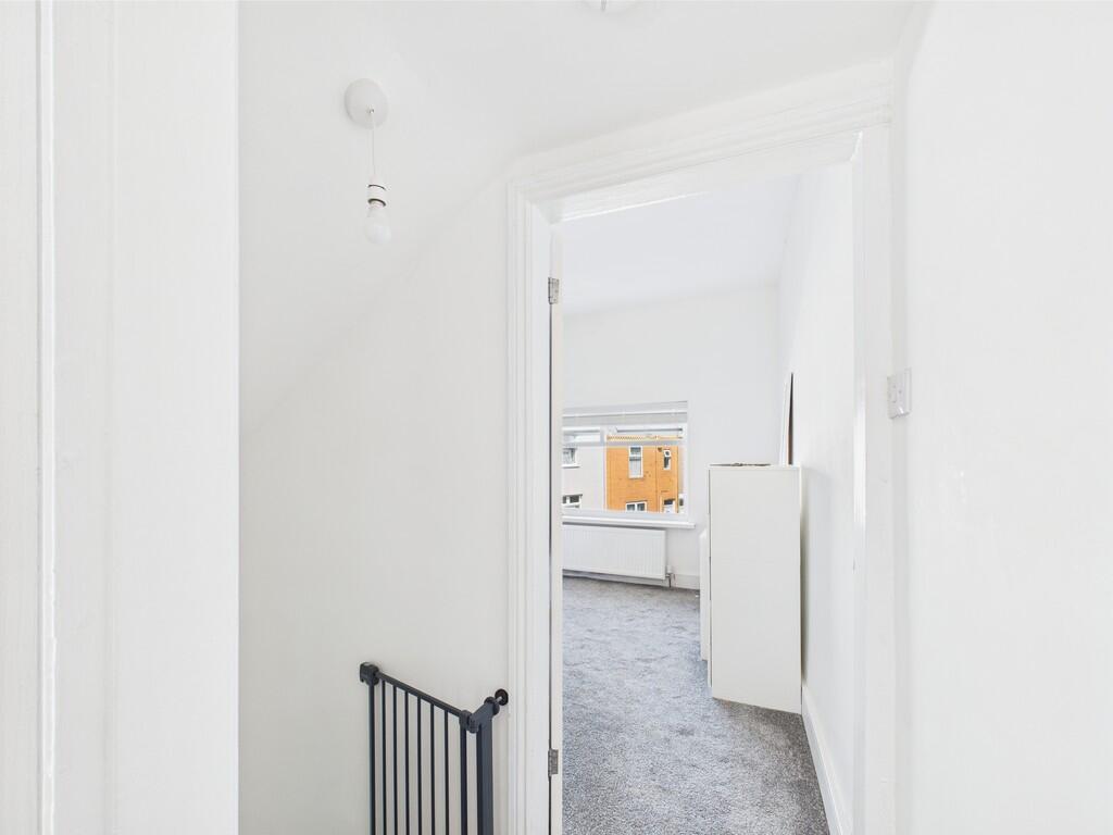 CAM01835G0-PR0200...