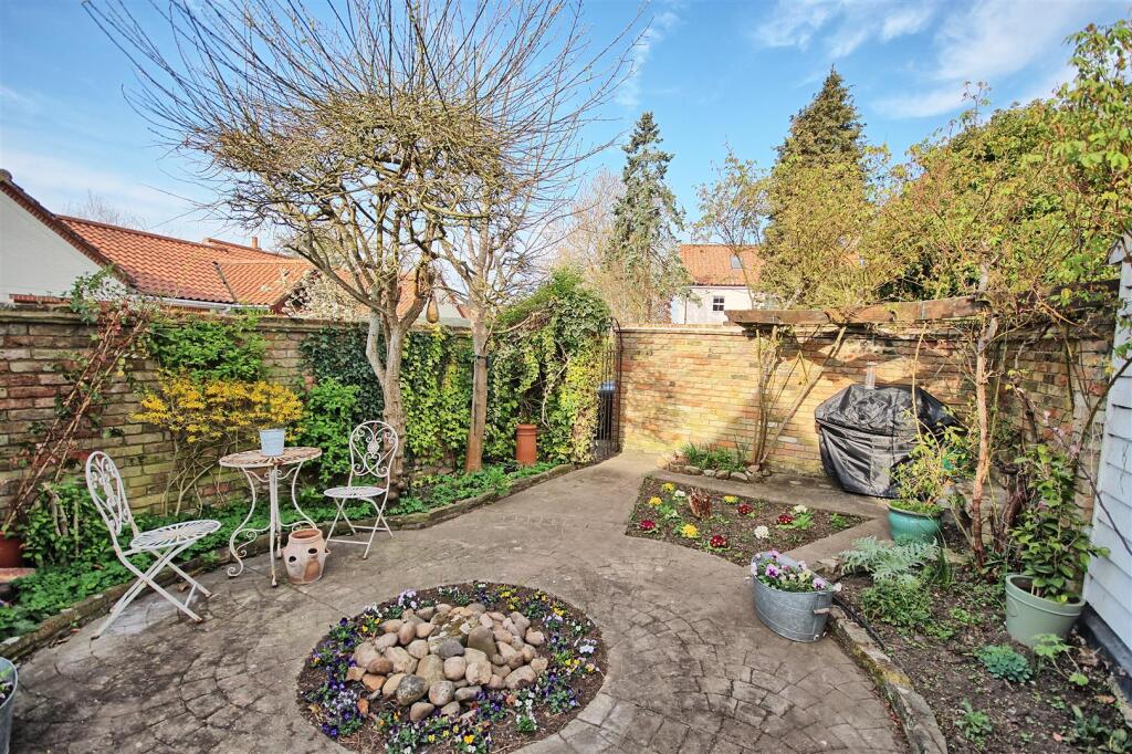 GARDENS