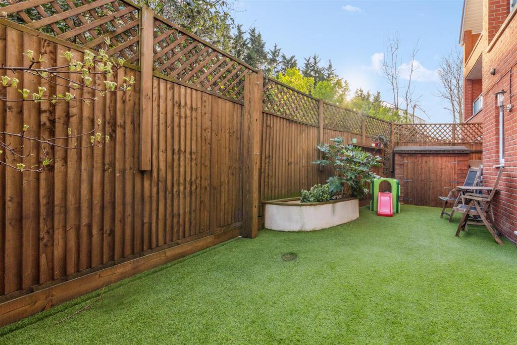 Argyle Court, W4 - FOR SALE